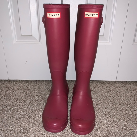 Hunter Shoes - Pink Hunter Rain Boots. Size US 7 womens, EU 38.